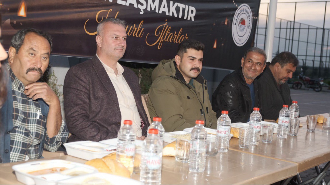  Karataş Kaymakamlığı ve  Karataş Belediyesi işbirliğinde Sirkenli Mahallemizde iftar programı düzenlendi.